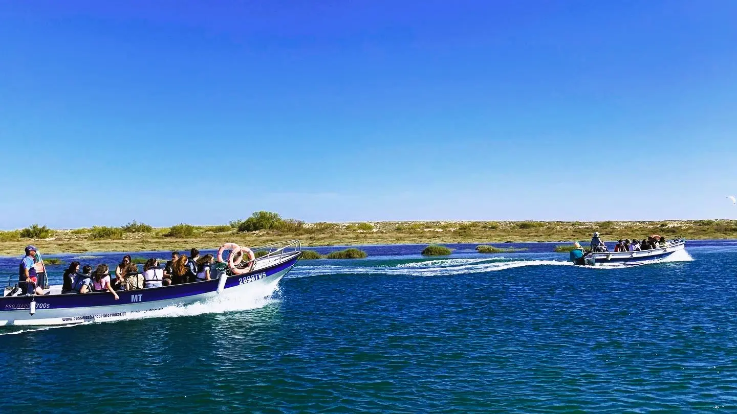 Passeios em Barco