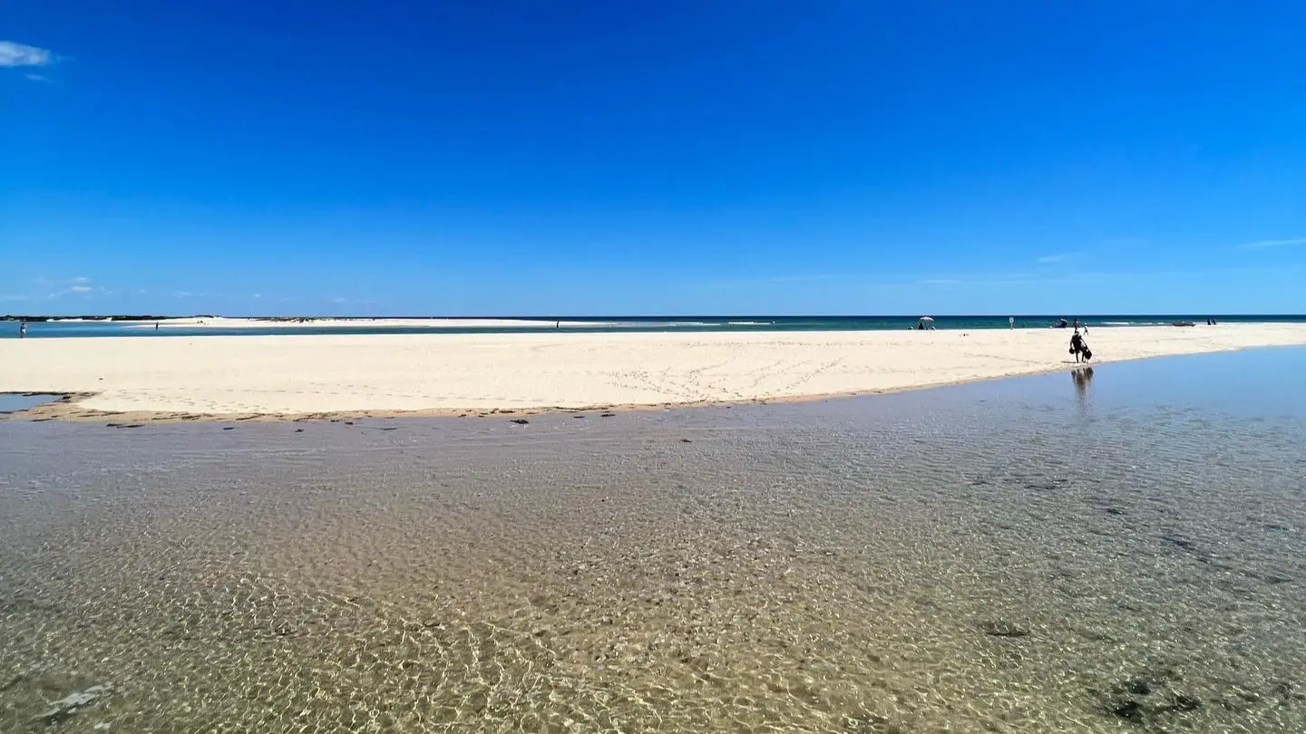 Praia e Areia